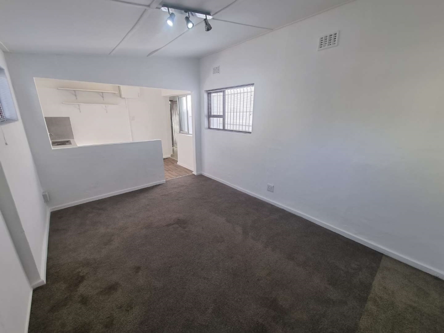 To Let 0 Bedroom Property for Rent in Sea Point Western Cape